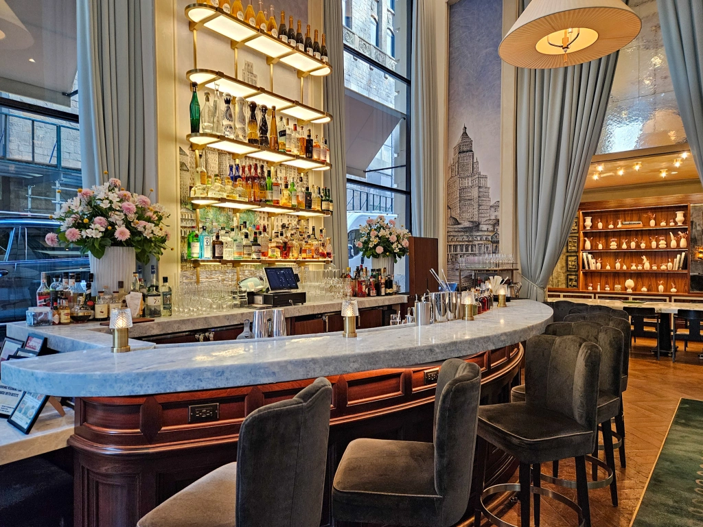 Review of The Wall Street Hotel, New York Review of The Wall Street Hotel, New York