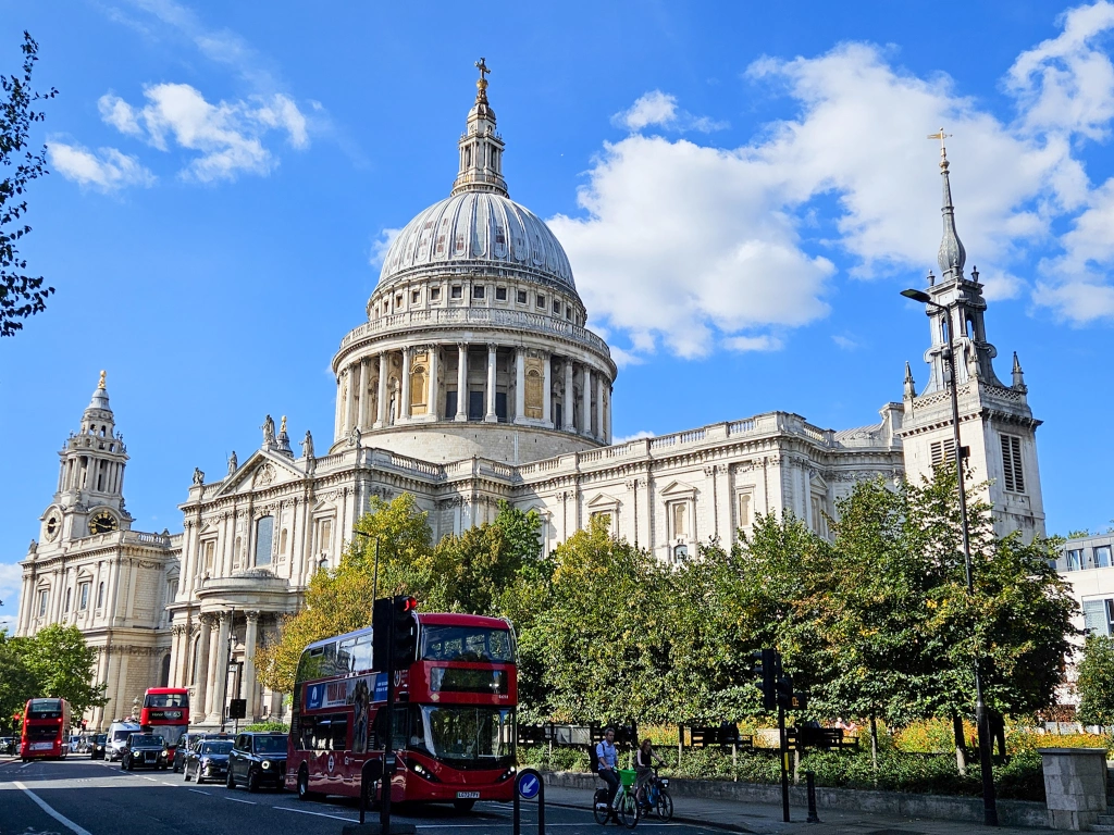 London Area Guide: The City of London London Area Guide: The City of London
