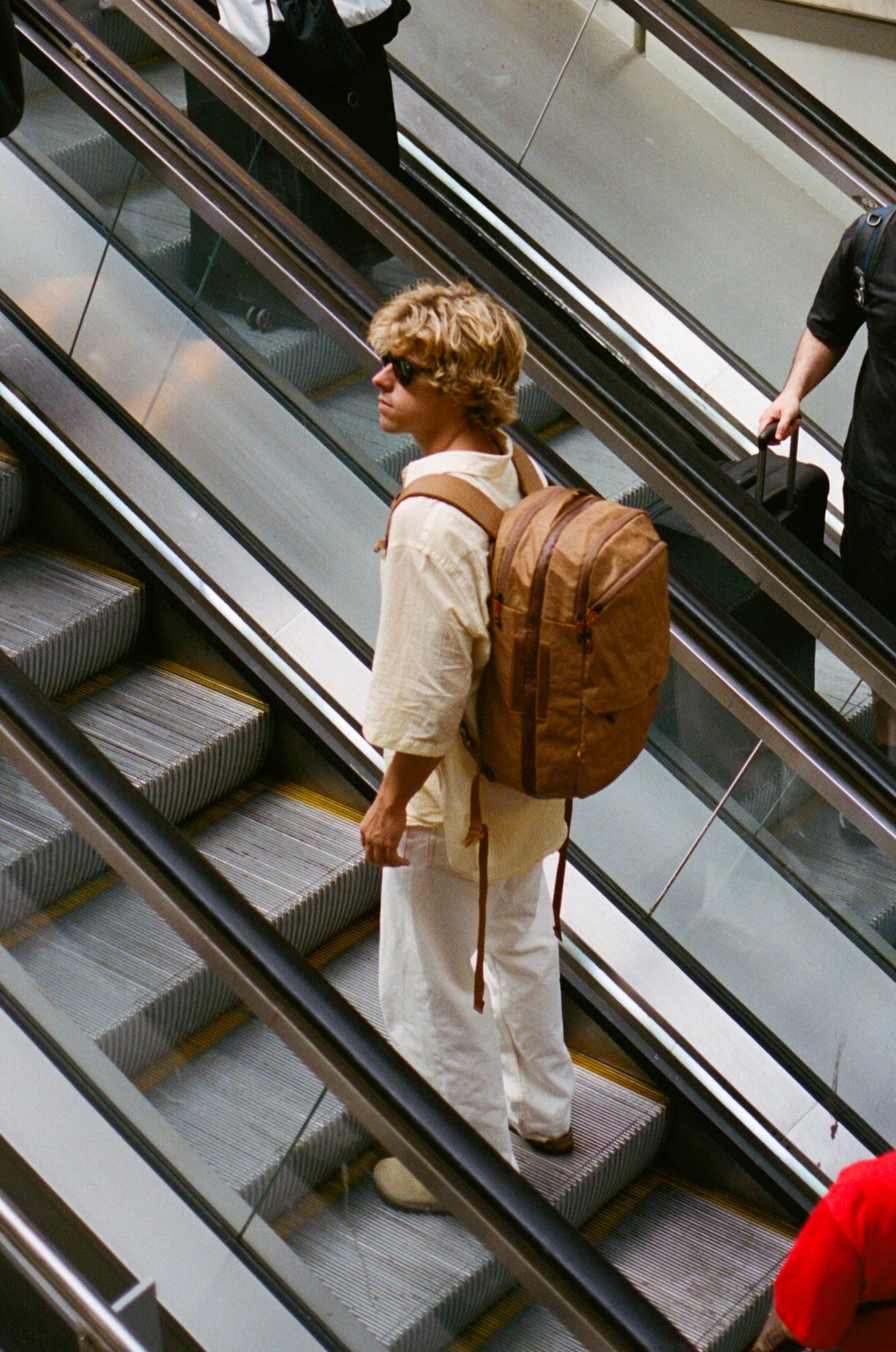 Pakt bag carried through Paris