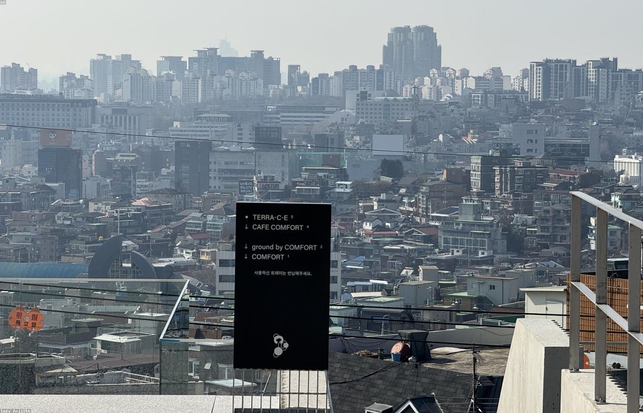 Seoul Rainy Day Itinerary: Cafes, Markets, and Museums Near the Subway
